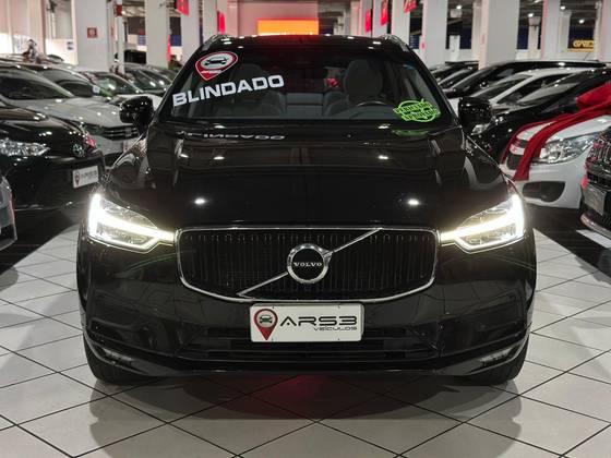 VOLVO XC60 2.0 T5 GASOLINA MOMENTUM AWD GEARTRONIC VOLVO XC60 2.0 T5 GASOLINA MOMENTUM AWD GEARTRONIC